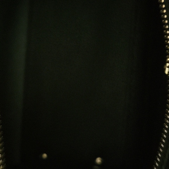 Ferragamo Amy small tote in black leather. NWOT. - Picture 3 of 9